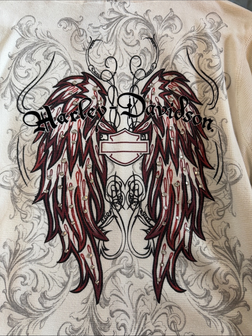 Harley-Davidson Cream Hoodie with Maroon Wing Chest Graphic - Picture 6 of 6